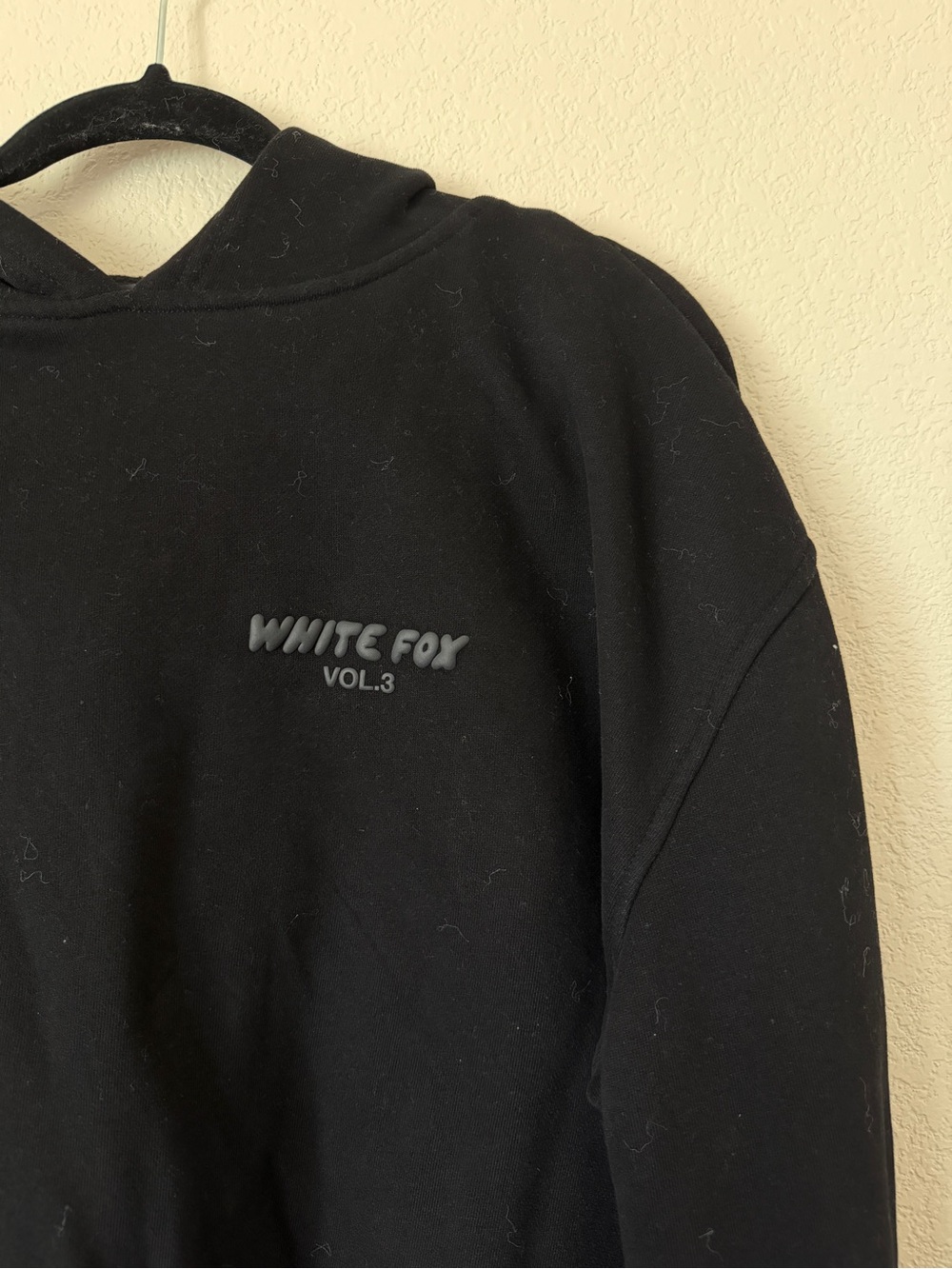 White Fox Boutique Black Hoodie Sweatshirt - Picture 2 of 4